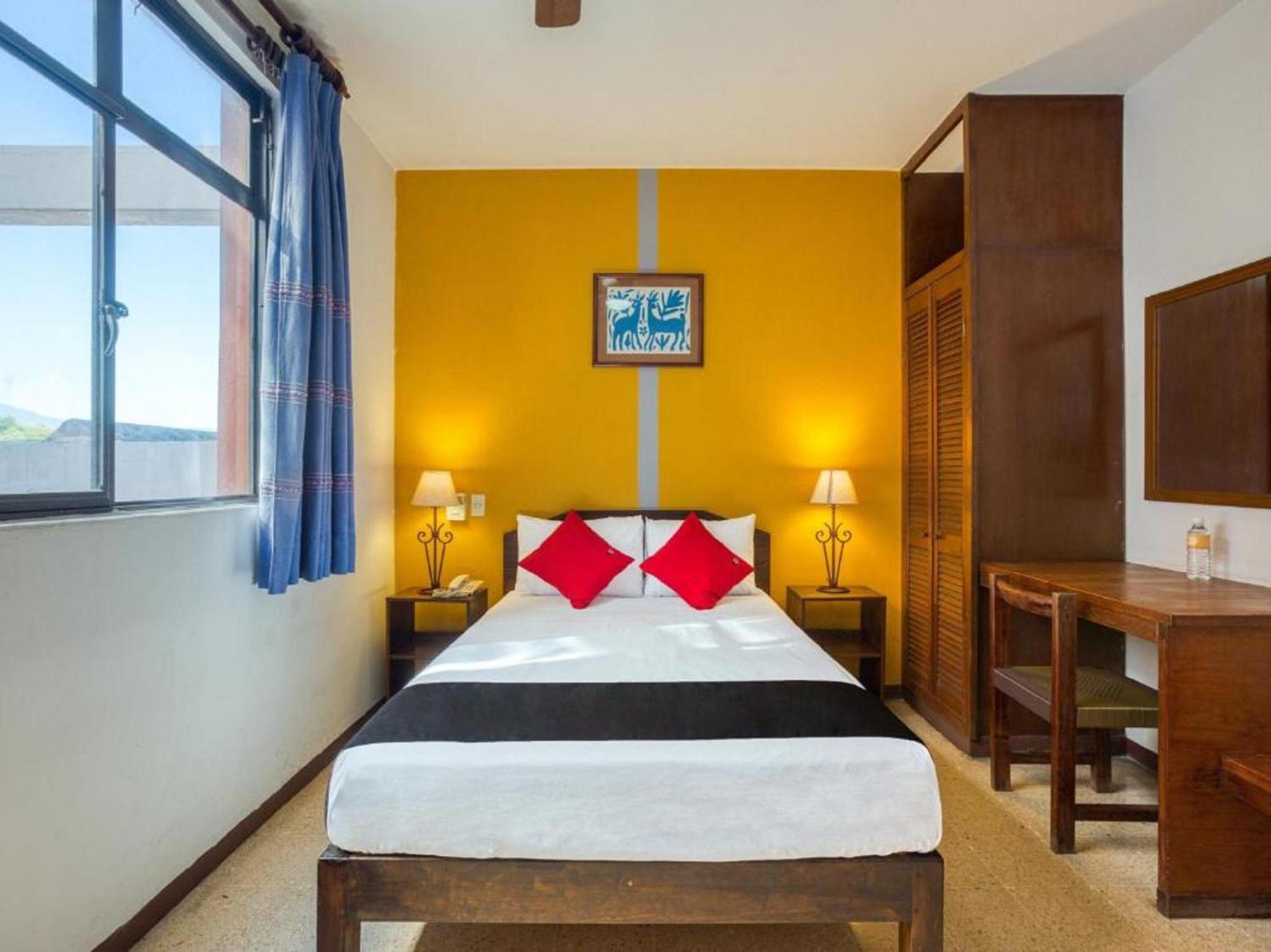 Capital O Parador Crespo Hotel, Oaxaca Dış mekan fotoğraf